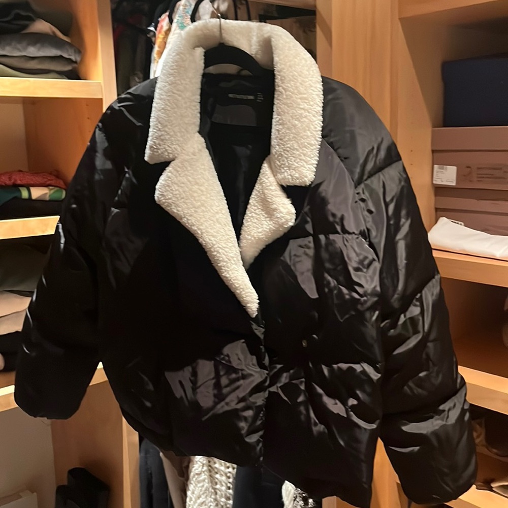Pretty little thing Puffer Coat